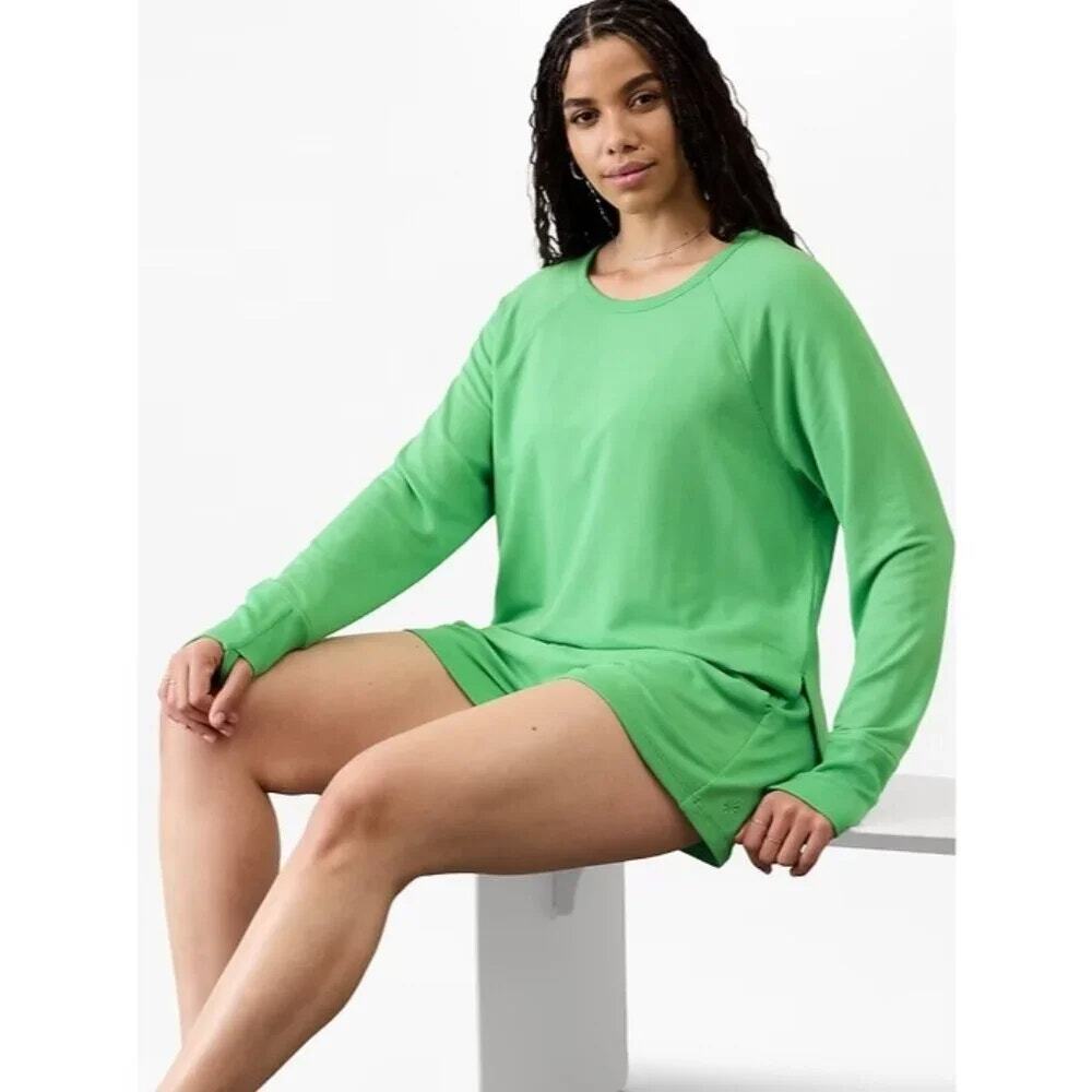 Athleta Coaster Luxe Recover High Hip Sweatshirt Valley Green MED Thumbholes